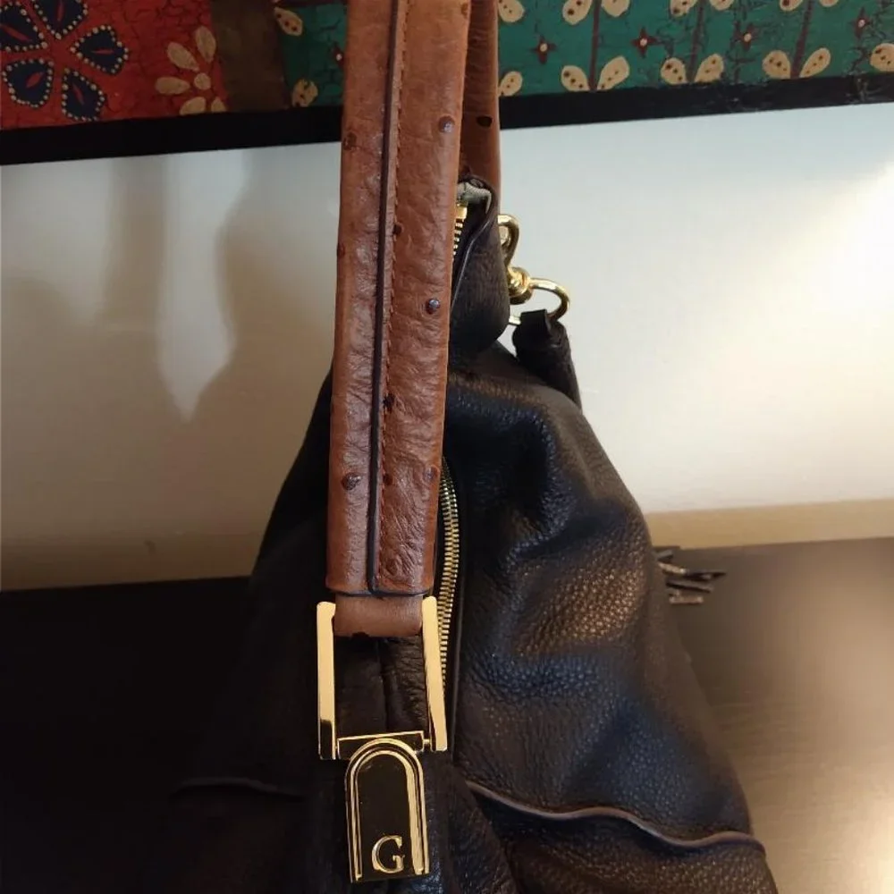 New Gili Classic Black Hobo Bag with it's dust bag - Picture 7 of 11